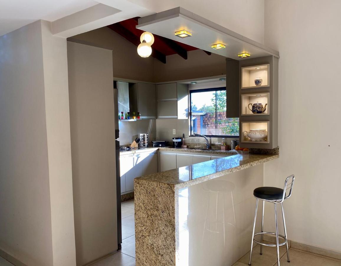 Moderna Y Unica Casa Independiente Con Jardin Y Estacionamiento Ciudad del Este Buitenkant foto
